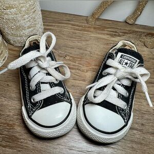 Toddler Converse Size 5